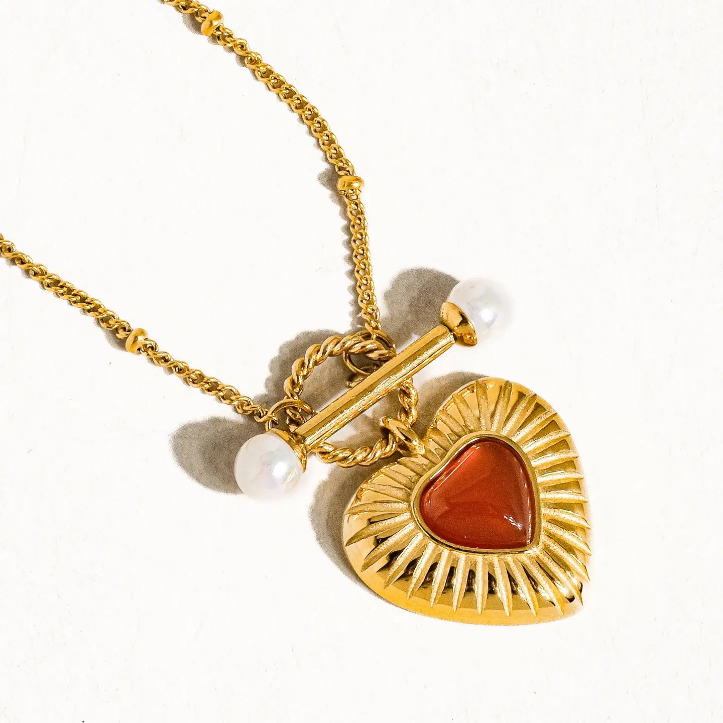 Vintage Heart Gold Necklace | Non-Tarnish