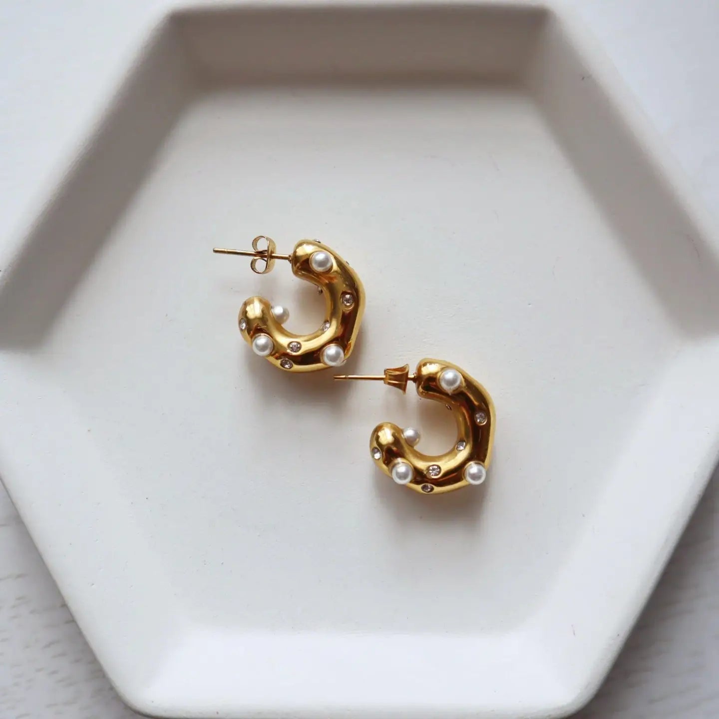 Dazzle Hoops | Pearl + CZ