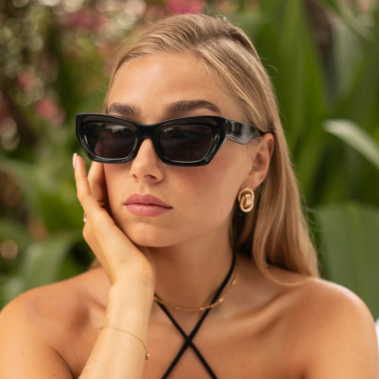 FREYRS Sunglasses | Selina Cat Eye | Black