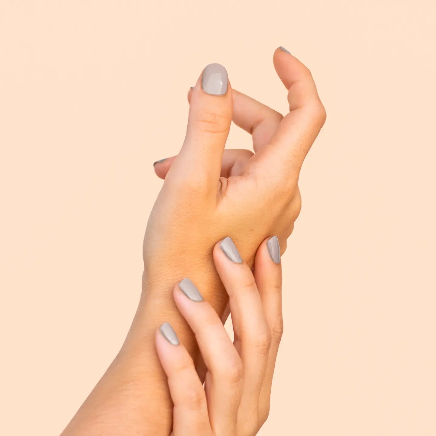 Vegan + 21-Free Nail Polish | P'tit bum