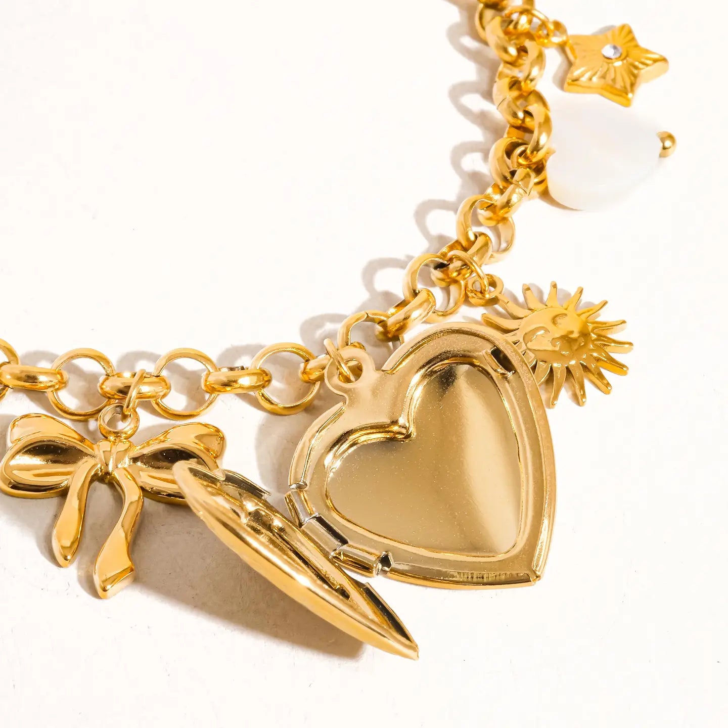 Edyn Heart Locket Charm Bracelet 18K Gold-Plated | Non-Tarnish