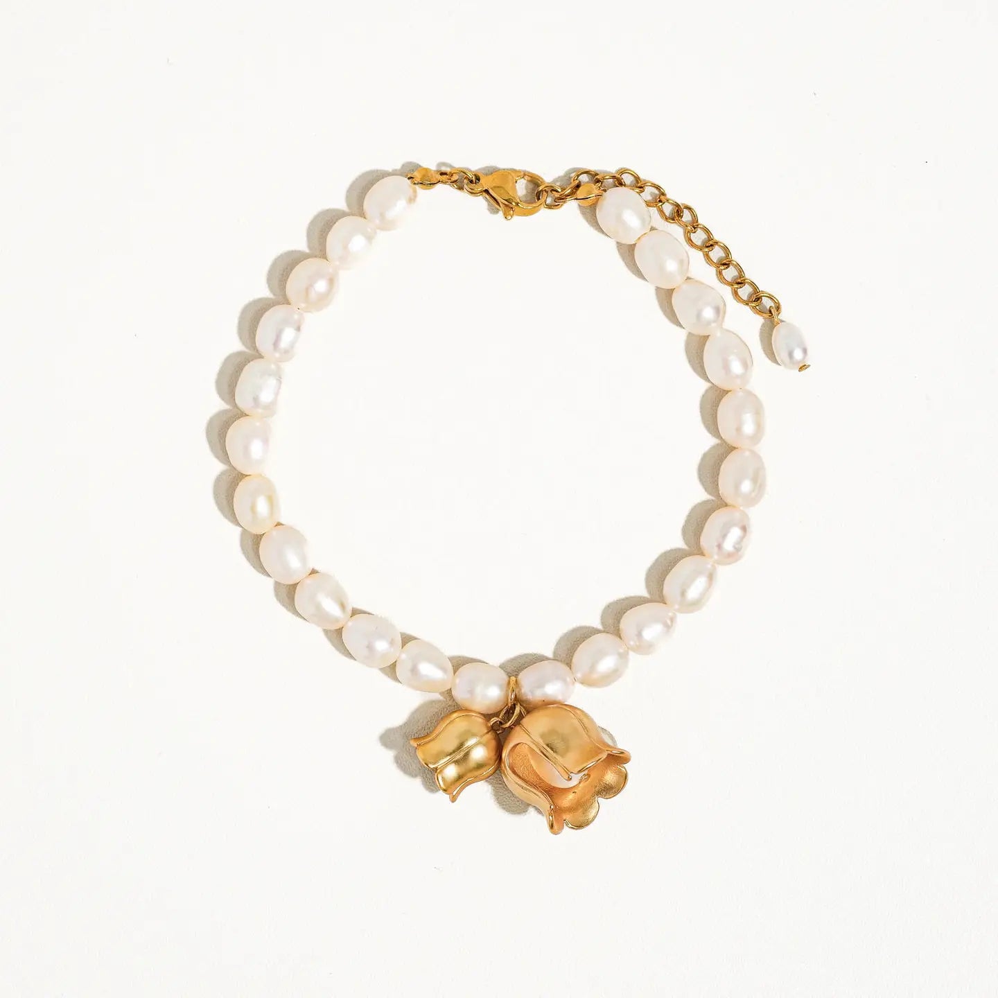 Matte Gold-Plated Bellflower Pearl Bracelet