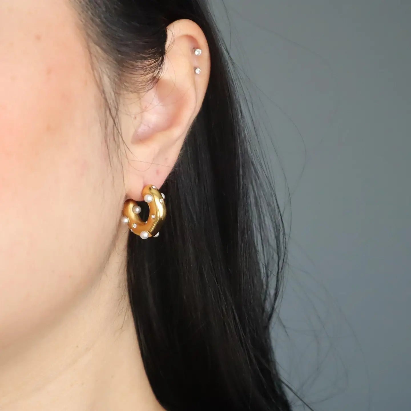 Dazzle Hoops | Pearl + CZ