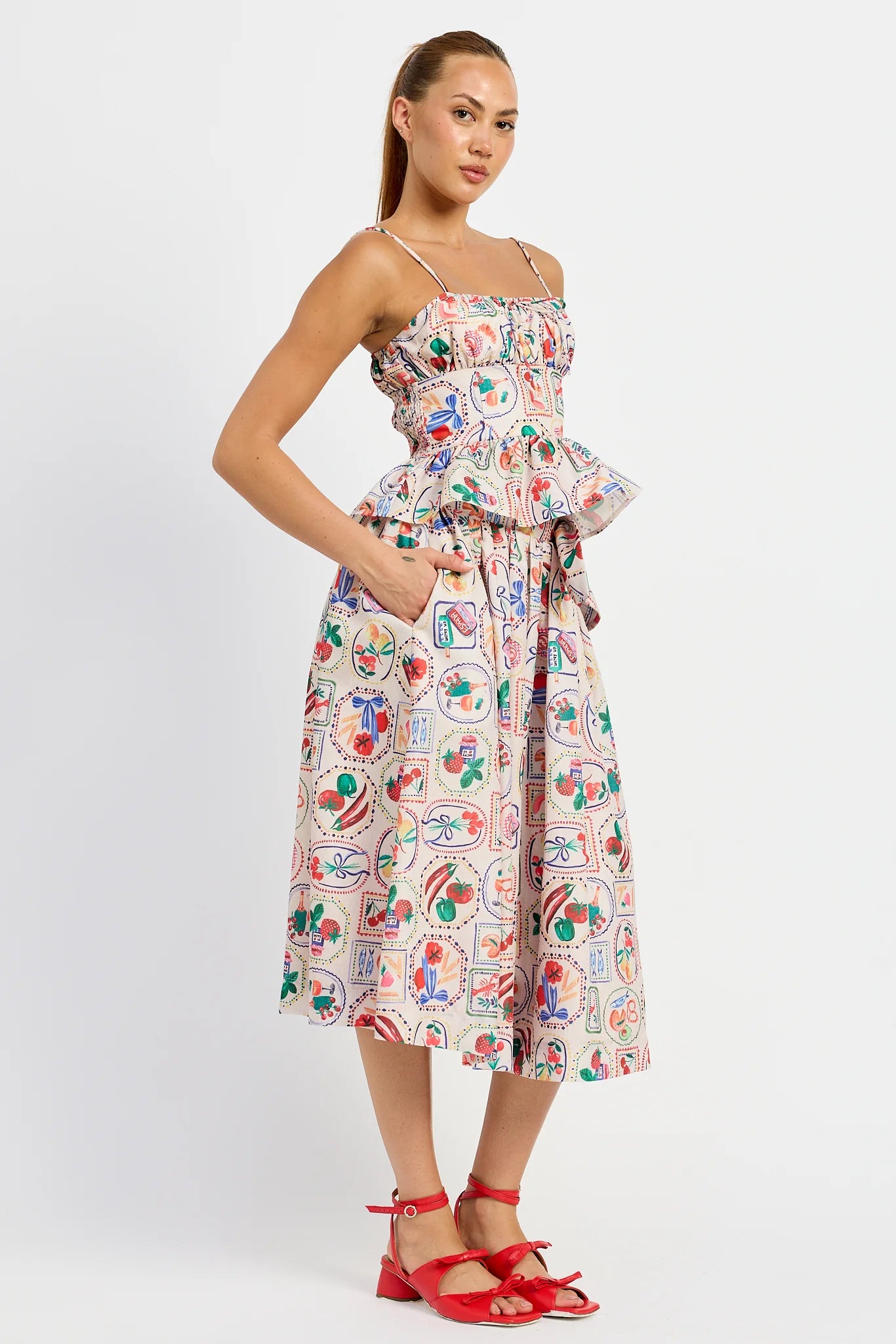 En Saison Tile Print Sleeveless Top