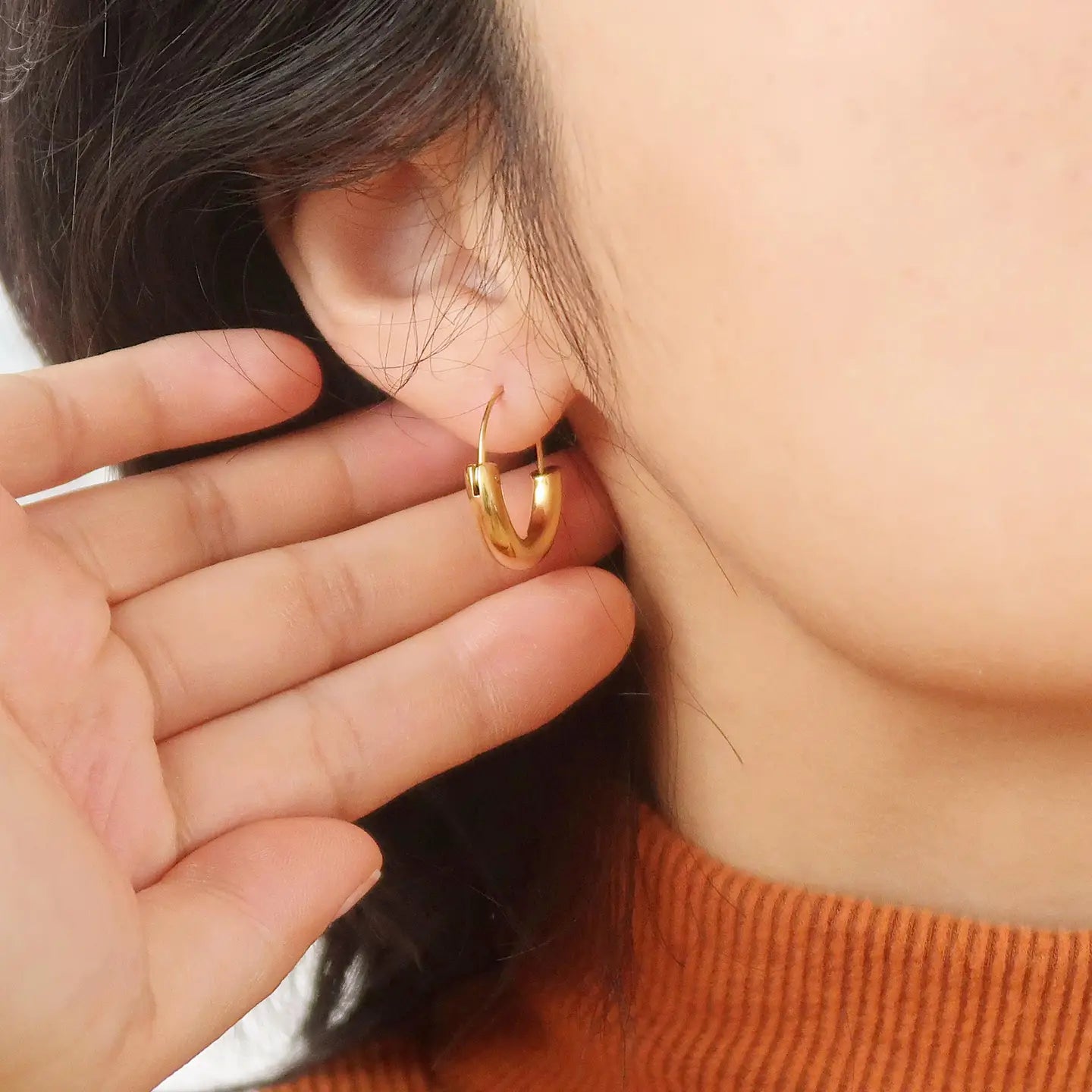 U Shape Hoop Earring | Non-Tarnish